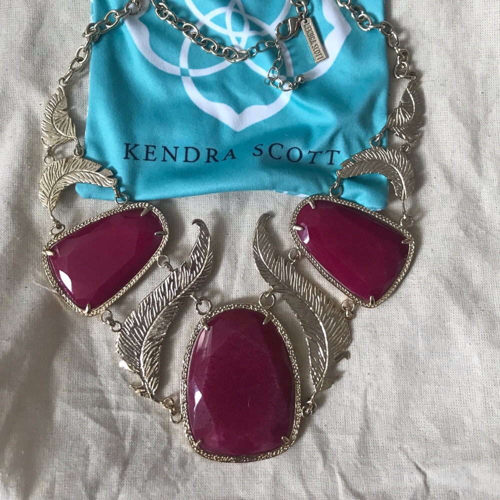 Kendra Scott Maroon Iggy Feather Necklace